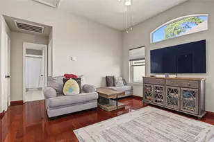 19 E Sundance Cir, The Woodlands, TX 77382 - Photo 22