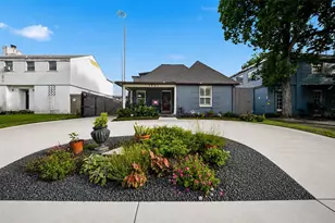 1951 Lexington St, Houston, TX 77098 - Photo 8
