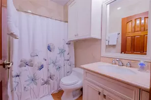 2 Barrier Reef Dr, Newport Beach, CA - Photo 18