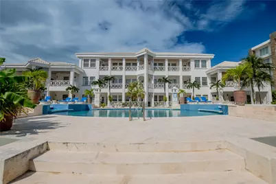 2 Barrier Reef Dr, Newport Beach, CA  - Photo 6