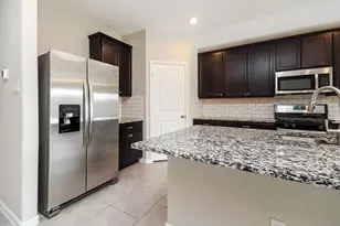 8419 Ideal Dr, Rosharon, TX 77583 - Photo 4