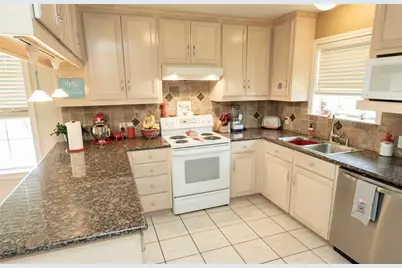 1608 Allison Street, Brenham, TX 77833 - Photo 6