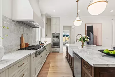 1426 Huge Oaks Street, Houston, TX 77055 - Photo 10