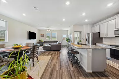 13309 Emerald Mallard Drive, Texas City, TX 77568 - Photo 4