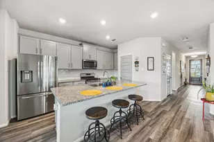 13309 Emerald Mallard Dr, Texas City, TX 77568 - Photo 6