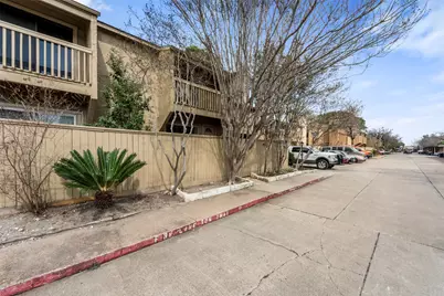 9371 Pagewood Lane, Houston, TX 77063 - Photo 30