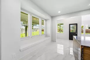 2401 Fastwater Creek Ct, Pearland, TX 77584 - Photo 10