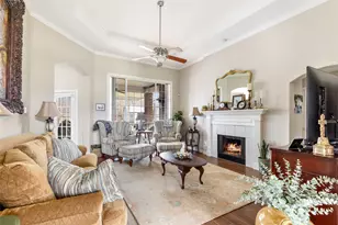 213 Regal Ln, Liberty, TX 77575 - Photo 22