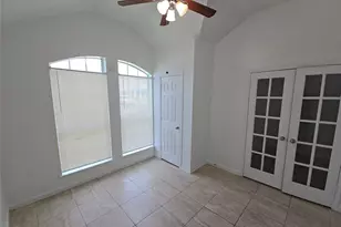 1306 Squire Dr, Baytown, TX 77521 - Photo 6
