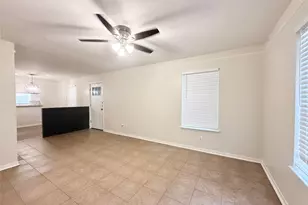500 Willow Dr, Lake Jackson, TX 77566 - Photo 6