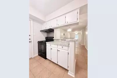 500 Willow Drive #C1, Lake Jackson, TX 77566 - Photo 10