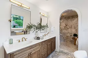 814 Azalea St, Houston, TX 77018 - Photo 16