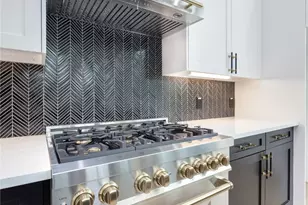 1911 Lauderdale St, Houston, TX 77030 - Photo 28