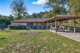 150 Page Ave, Shepherd, TX 77371 - Photo 2