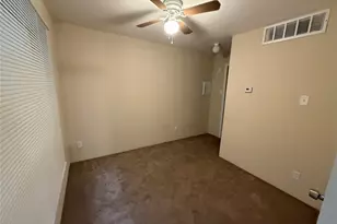 3900 Woodchase Dr, Houston, TX 77042 - Photo 8