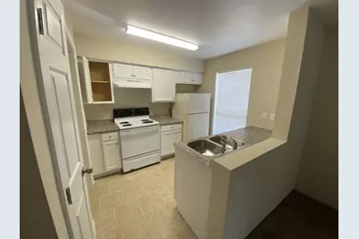 3900 Woodchase Drive #123, Houston, TX 77042 - Photo 6