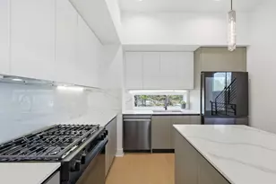 1607 Barbee St, Houston, TX 77004 - Photo 4