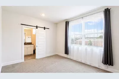 2715 Eado Edge Court, Houston, TX 77020 - Photo 14