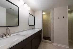 4004 Montrose Blvd, Houston, TX 77006 - Photo 10