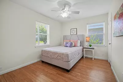 145 San Marino Drive, Galveston, TX 77550 - Photo 14