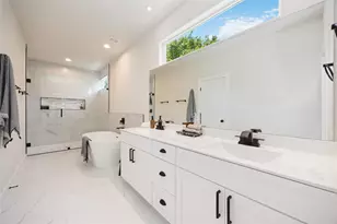 10608 Ashville Dr, Houston, TX 77051 - Photo 34