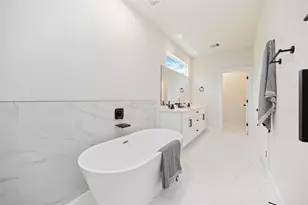 10608 Ashville Dr, Houston, TX 77051 - Photo 38