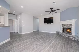 6971 Gentle Breeze Dr, Willis, TX 77318 - Photo 4