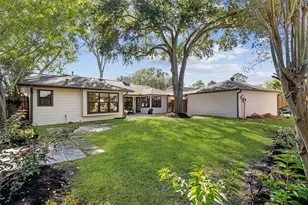 12510 Deep Spring Ln, Houston, TX 77077 - Photo 32