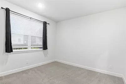2733 Eado Edge Court, Houston, TX 77020 - Photo 4