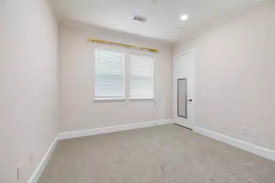 7134 Mapleridge Street #3G, Houston, TX 77081 - Photo 18