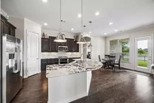 2202 Meadow Wind Dr, Pearland, TX 77089 - Photo 18