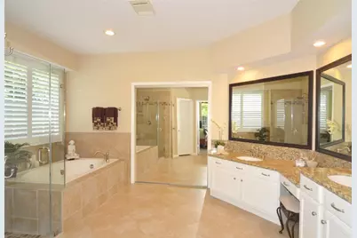 4103 Walnut Pond Drive, Houston, TX 77059 - Photo 18