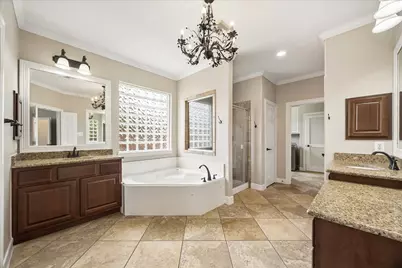 7906 Emerald Haven Drive, Sugar Land, TX 77479 - Photo 14