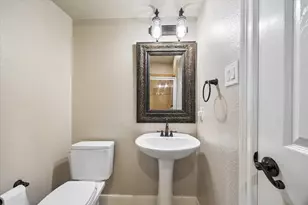 7906 Emerald Haven Dr, Sugar Land, TX 77479 - Photo 12