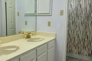 2226 Mill Creek Dr, Sugar Land, TX 77478 - Photo 16