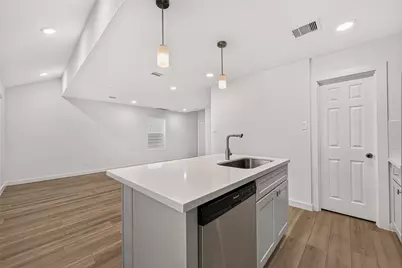 2714 Discovery Trails Court, Conroe, TX 77301 - Photo 16