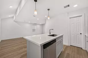 2714 Discovery Trails Ct, Conroe, TX 77301 - Photo 16
