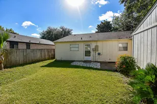 1918 Liberty Point Ln, Sugar Land, TX 77478 - Photo 32