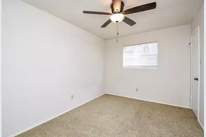 1918 Liberty Point Lane, Sugar Land, TX 77478 - Photo 18