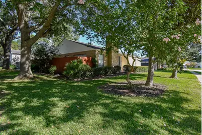 1918 Liberty Point Lane, Sugar Land, TX 77478 - Photo 2
