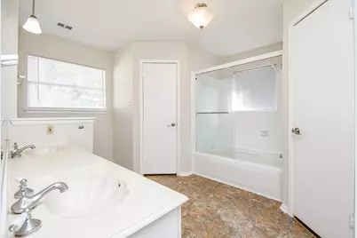1918 Liberty Point Lane, Sugar Land, TX 77478 - Photo 24