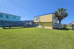 4215 Hardin Dr, Galveston, TX 77554 - Photo 10