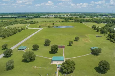 10910 Tawny Ridge, Beasley, TX 77417 - Photo 8
