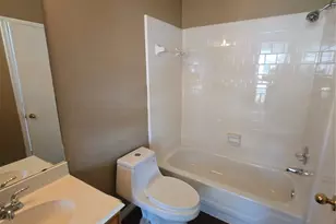 2730 N Larkspur Cir, Pearland, TX 77584 - Photo 32