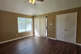 2730 N Larkspur Cir, Pearland, TX 77584 - Photo 6