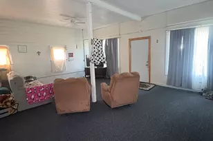 213 S Hill St, Alvin, TX 77511 - Photo 2