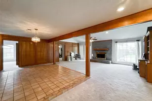 2109 E Linwood Oaks St, Pearland, TX 77581 - Photo 6
