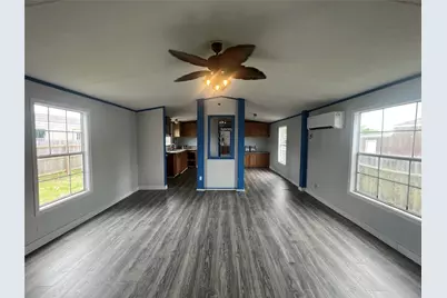 2525 Oyster Creek Bend, Oyster Creek, TX 77541 - Photo 2