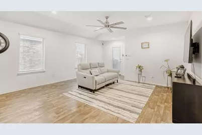 5318 Shady Olive Street, Katy, TX 77449 - Photo 6