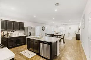 5318 Shady Olive St, Katy, TX 77449 - Photo 10